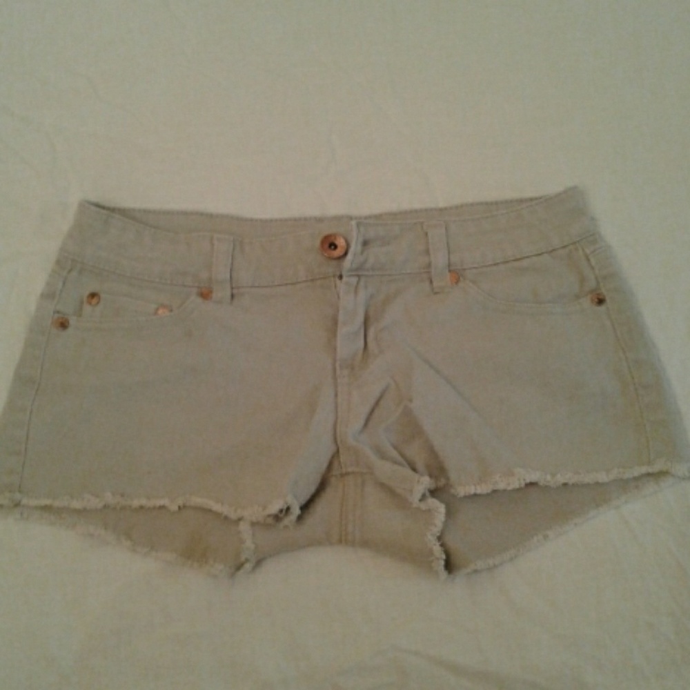 Juniors khaki shorts size 2